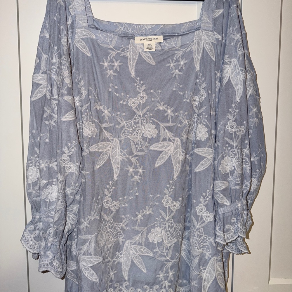 Skye's the Limit Lavender Floral Top